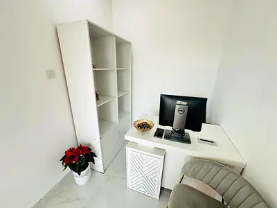 Spacious Office for Rent in Dubai | direct from Owner | near metro