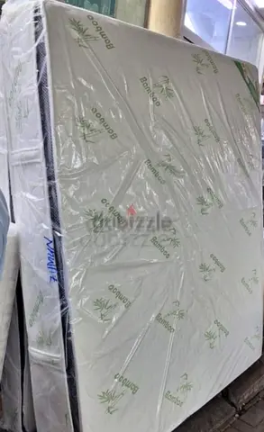 Brend New King size 180x200 spring Top memory foam matress Available