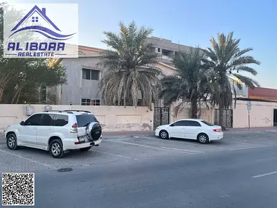فيلتان للبيع بمنطقة النعيمية عجمان
