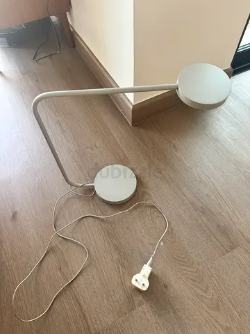 Modern Table/desk Lamp for Stylish Illumination