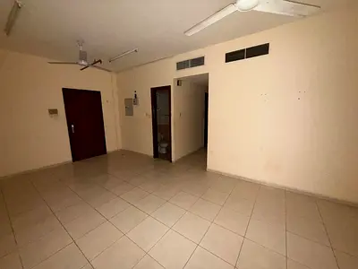 من اجمل الشقق غرفه وصاله مساحه كبيره تشطيبات سوبر لوكس موقع استرتيجي مكان مميز قريب من جميع الخدمات