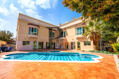 Ready to Move | L Shaped Compound | Prime Mirdif Location