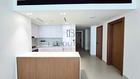Brand New| Vacant | Luxury living