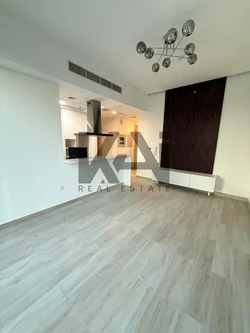 Spacious 1BR | Easy Access | Pool View