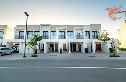 AMAZING VILLA 2BHK FOR SALE 3BATHROOM WITH MAID ROOM IN MERBELLA MINA AL ARAB RAK