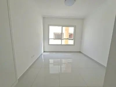 30days free Brand new balding in Muwaileh cormshal sharja 2bhk 3wachroom 2mastr bad room balcony waldrop