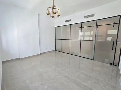 1 BED | 2 ROOMS & 2 BATHS | FULLY UPGRADED | CAR PARK | NEAR CRICKET STADIUM | BUS STOP