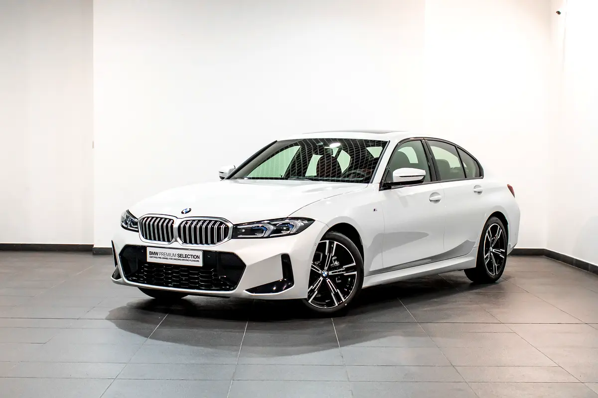 BMW 3-Series 2026 — photo 1 of 14