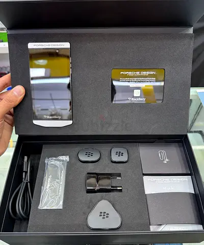 Porsche Design Black Berry 9982 TRA Box pack