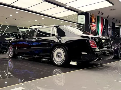 2025 ROLLS-ROYCE PHANTOM — миниатюра 19