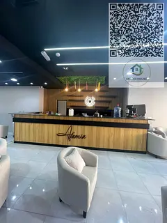 Prime investment opportunity on a main street – vibrant location with full equipment, ready for im