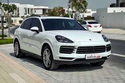 AED 2426/month | 2018 Porsche Cayenne  | GCC Specs | Ref#435285