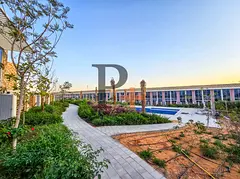 Facing Swimming Pool and Park | Corner Unit | Offers acceptable