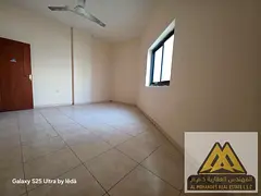 For Rent | 2 Bedrooms + Living Room – Al Nakheel (Gold Market)