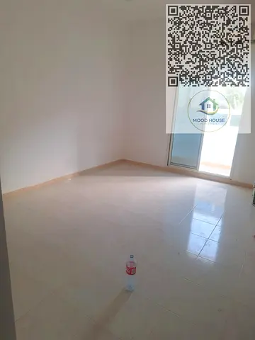 شقة غرفة وصالة مع بلكونة للإيجار السنوي – الروضة ٢