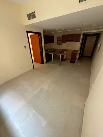 1bhk for rent in garden City with parking