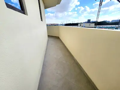 12 cheque payment no cash deposit 1bhk with 2 bath and balcony