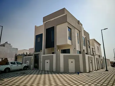 للبيع فيلا في الحوشي