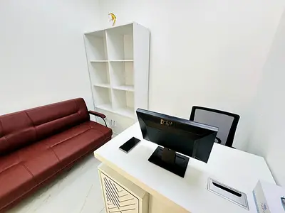Brand new office |direct from Owner |near to Public Transport