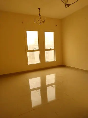 غرفه وصاله + 2حمام مع بلكون  بالبوطينه , شقه نظيفه مناسبه لعائله صغيره