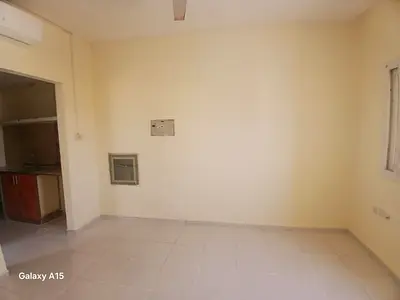 Lavish studio full family building near to Jim's school