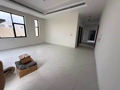 فيلا فاخرة للبيع في مدينة تلال – موقع مميز قريب من الحديقة والمجمع التجاري