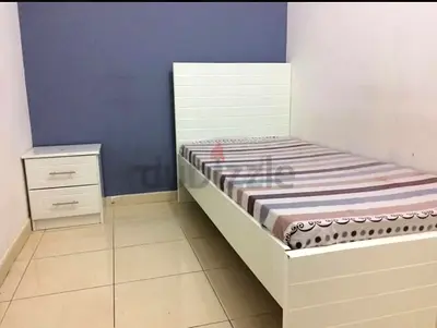 EXECUTIVE ROOM AVAILABLE IN DSO 1400