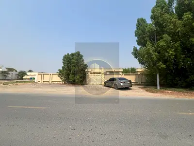 �  للبيع بيت عربي في الغافية – إمارة الشارقة   فرصة مميزة لامتلاك بيت عربي على مساحة كبيرة وفي موقع حيوي قريب من جميع الخدمات 👌