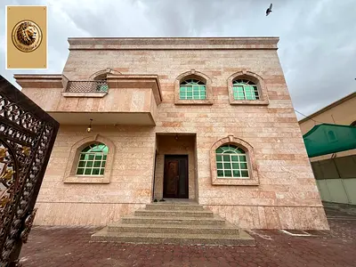 فيلا فاخرة للإيجار في المويهات 2 – مساحة كبيرة ومواقف متعددة.