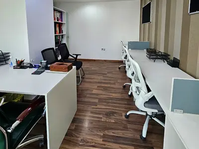 مكاتب فاخرة | متاح الآن | خيارات دفع مرنة | مفروش بالكامل | جاهز للاستخدام
