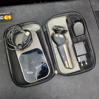 Philips Norelco Shaver 9000 Prestige Electric Shaver SP9840