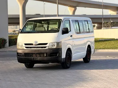 TOYOTA HIACE FULL SATTAR 2012
