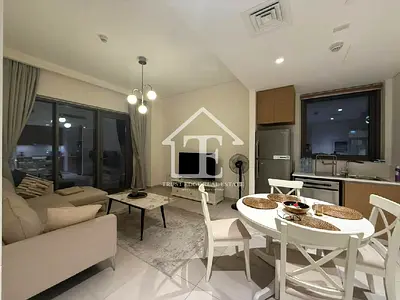 Luxury 1BR | Large Layout | Furnished Home | Creek