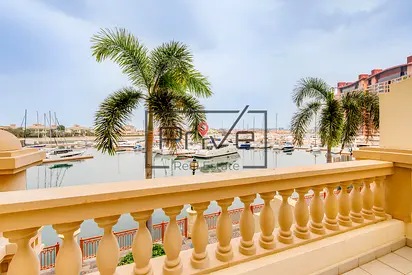 Waterfront View I Furnished I Luxurious Living