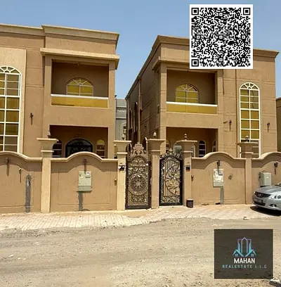 فيلا سكنية للبيع الروضة ١ ٥ غرف نوم رئيسية + غرفة للخادمة ✔️ مساحة الأرض 🏡 ٣٥٠٠ قدم مربع ✔️ مساحة البناء 🏠 ٣٦٠٠ قدم مربع ✅️ تتكون الفيلا من ⬇️ ١️⃣ الطابق الأرضي: غرفة ضيوف 🛋 مع حمام داخلي، مجلس كبير و