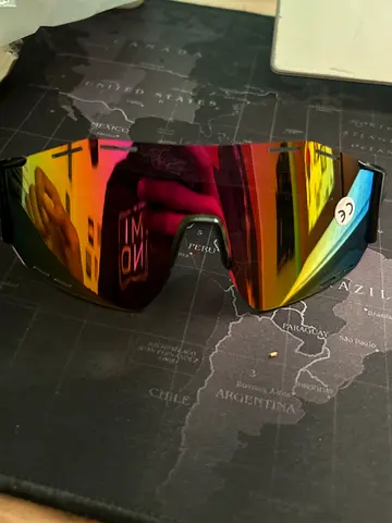 Stylish Sports Sunglasses