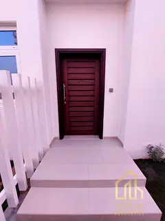 Vacant | Corner | Near Pool | 3+Maid