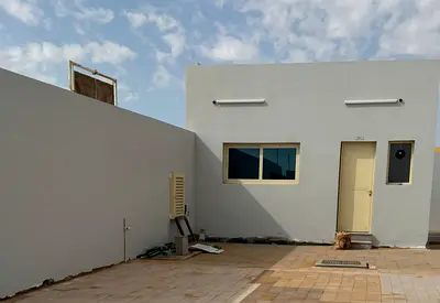 للايجار حوطة في الصجعة الصناعية ( الحنو الجليل )