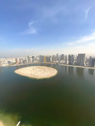 🏡 للبيع شقة غرفتين وصالة في برج النخلة 1 – مساحة مميزة وموقف خاص