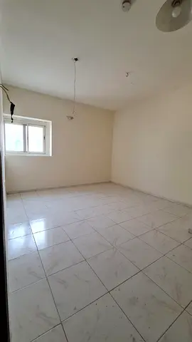 غرفه وصاله + 2 حمام بالقاسميه المحطه مساحة مناسبه وسعر ممتاز