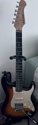 Donner Standard Series Electric Guitar Pack