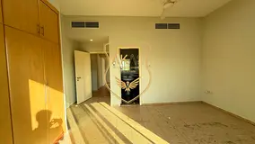 3BHK WITH CHEAPER PRICE FOR FAMILY WITH 3 BALCONY OPEN VIEW COVER PARKING FREE