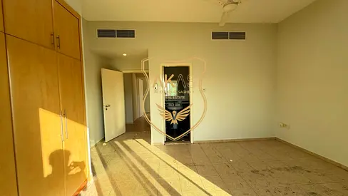 3BHK WITH CHEAPER PRICE FOR FAMILY WITH 3 BALCONY OPEN VIEW COVER PARKING FREE