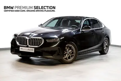 BMW 520i Excellence (Ref# 152977)
