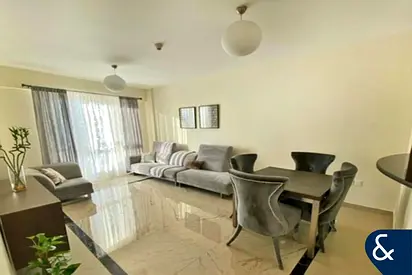 2 Bedrooms | Lake view | Tenanted