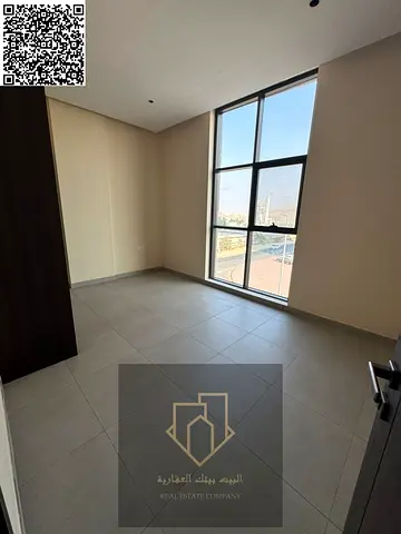 شقه غرفتين وصاله و2 حمام وبلكونه تشطيب ديلوكس مساحه واسعه اول ساكن