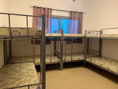 AMAZING BEDSPACE AVAILABLE IN SATWA NEAR EMIRATES TOWER METRO STATION