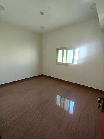 Three rooms in a specific location in Sharjah, no fees and no security deposit.Three rooms in a specific location in Sharjah, no fees and no security