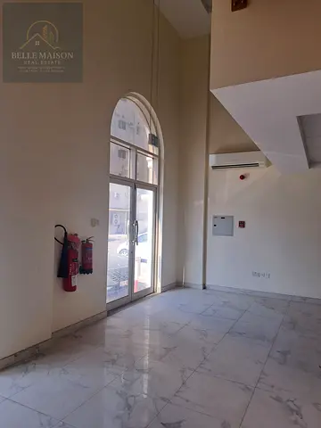 محل تجاري مع ميزانين | 592.02 قدم² / 55.9 م² | 40,000 درهم | البلدة القديمة – رأس الخيمة