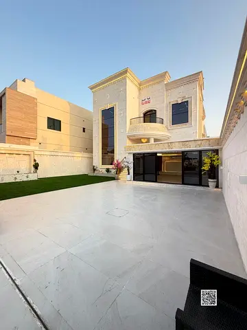 راقية بتصميم مودرن عصري تقع في المويهات 1، تتميز بمساحات واسعة وتشطيبات عالية الجودة، مع موقع مثالي مقابل المسجد مباشرة.